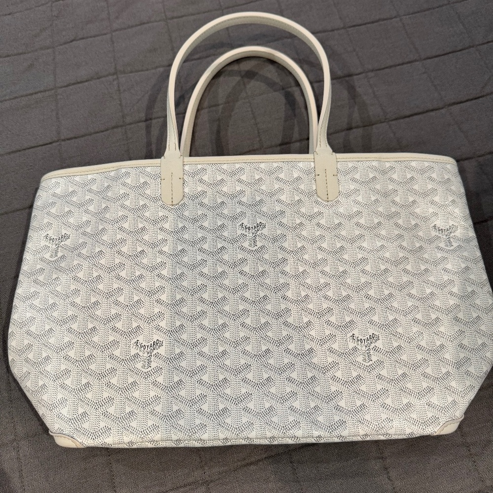 Brand New Goyard Artois PM white